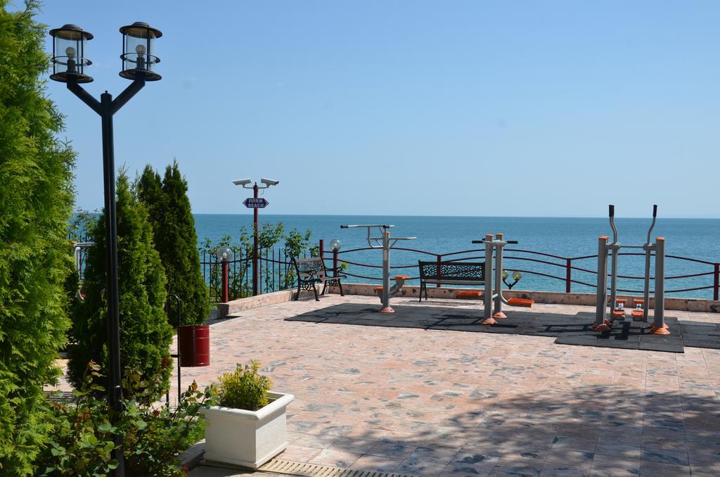 Single Private Apartments In Marina View Fort Beach Sveti Vlas Ngoại thất bức ảnh