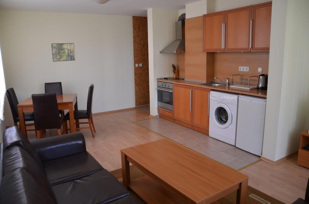 Single Private Apartments In Marina View Fort Beach Sveti Vlas Ngoại thất bức ảnh
