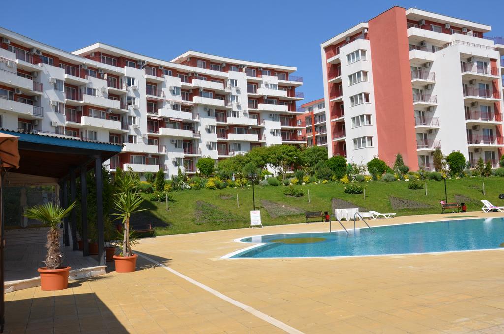 Single Private Apartments In Marina View Fort Beach Sveti Vlas Ngoại thất bức ảnh