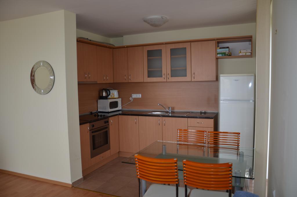 Single Private Apartments In Marina View Fort Beach Sveti Vlas Ngoại thất bức ảnh
